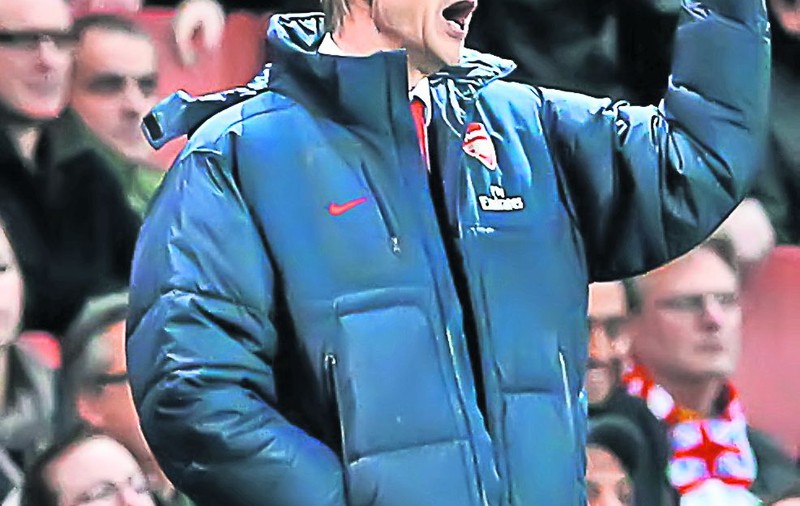 Antrenorul Arsene Wenger a făcut o criză de nervi: «Arbitrul ne-a furat!»