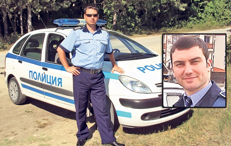 Subofiţerii Cristian Marius Piele şi Ciprian Gheorghe muncesc în staţiunile din ţara vecină: «În Bulgaria suntem mai cunoscuţi ca acasă!» | FOTO