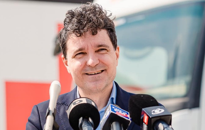 Nicușor Dan a devenit tată pentru a doua oară. Soția primarului Capitalei a născut un băiețel