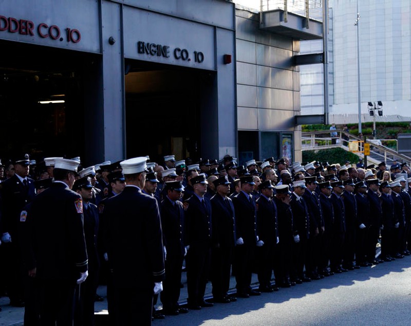 „Durerea e încă acolo”. Victimele atentatelor teroriste de la Turnurile Gemene, comemorate la New York