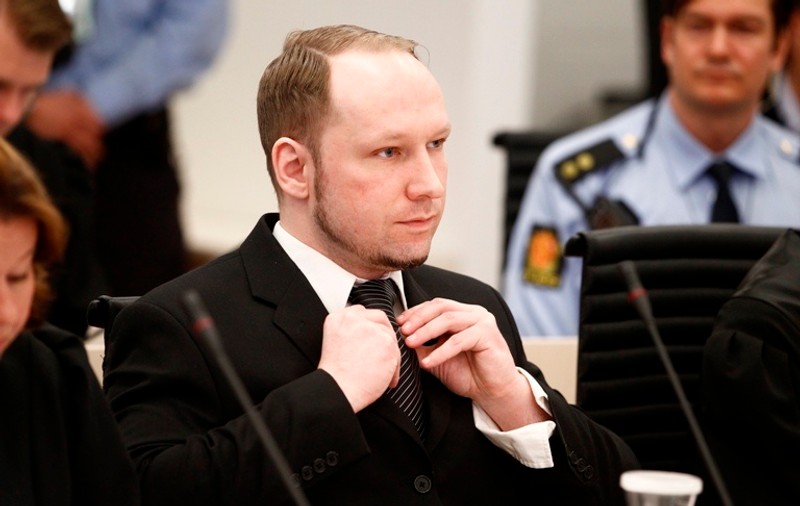 Anders Breivik, criminalul din Norvegia, şochează din nou! Consideră că în cazul său există 2 soluţii "corecte": pedeapsa cu moartea sau achitarea
