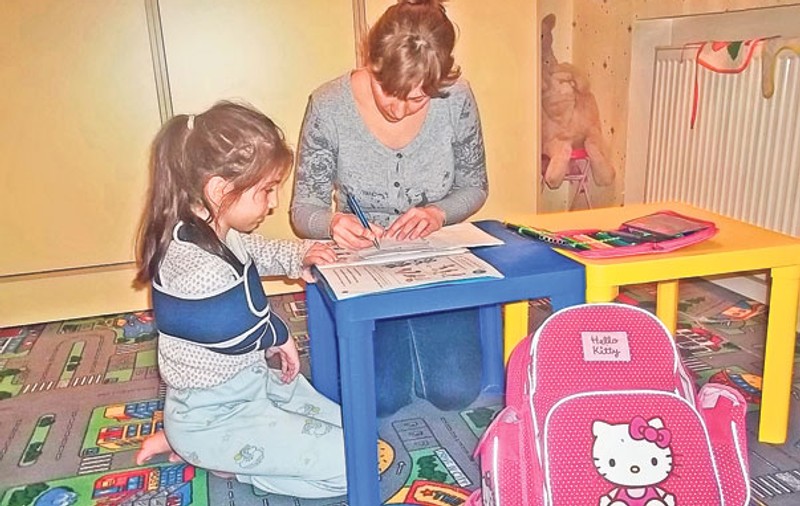 Dana, soţia fostului internaţional Iosif Rotariu, face orice pentru Kassandra, fiica lor adoptivă, care are grave probleme de sănătate: «Iau notiţe în locul ei la şcoală» | EXCLUSIV
