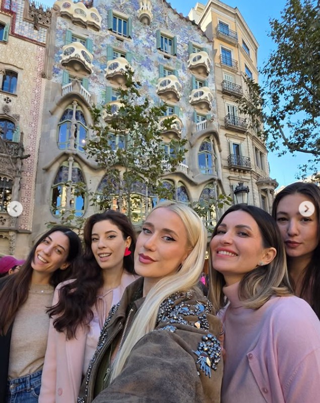 Cum a apărut Ela Crăciun la Barcelona, în timp ce soțul și copiii se aflau acasă. „Sunt genul de om care se gândește mereu”
