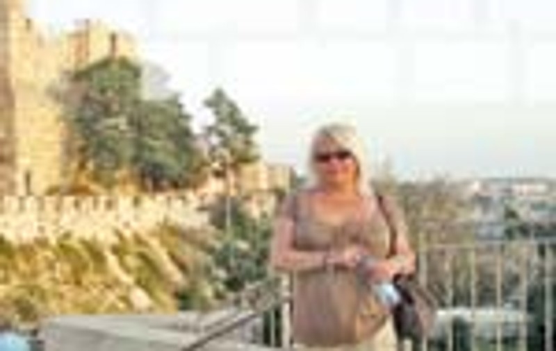 SI-A ADUS 50 DE PERECHI DE CERCEI DIN ISRAEL