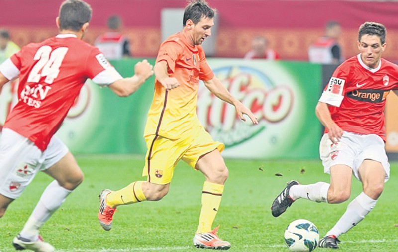 După ce, în această vară, Messi a jucat pe Arena Naţională, anul viitor, la Bucureşti, ar putea ajunge Ronaldo, Pirlo, Gerrard şi Ibrahimovici în turneul «Summer of Champions Cup» | EXCLUSIV