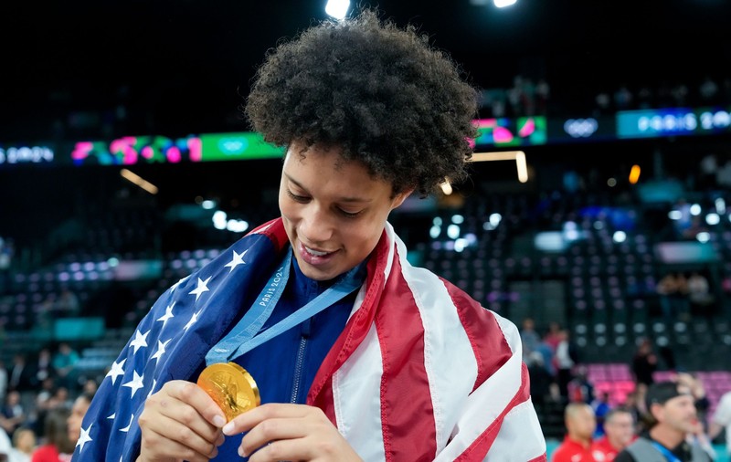 Brittney Griner a câștigat aurul olimpic la Paris cu echipa de baschet a SUA, după 10 luni de închisoare în Rusia. „Nu am crezut că voi fi aici”