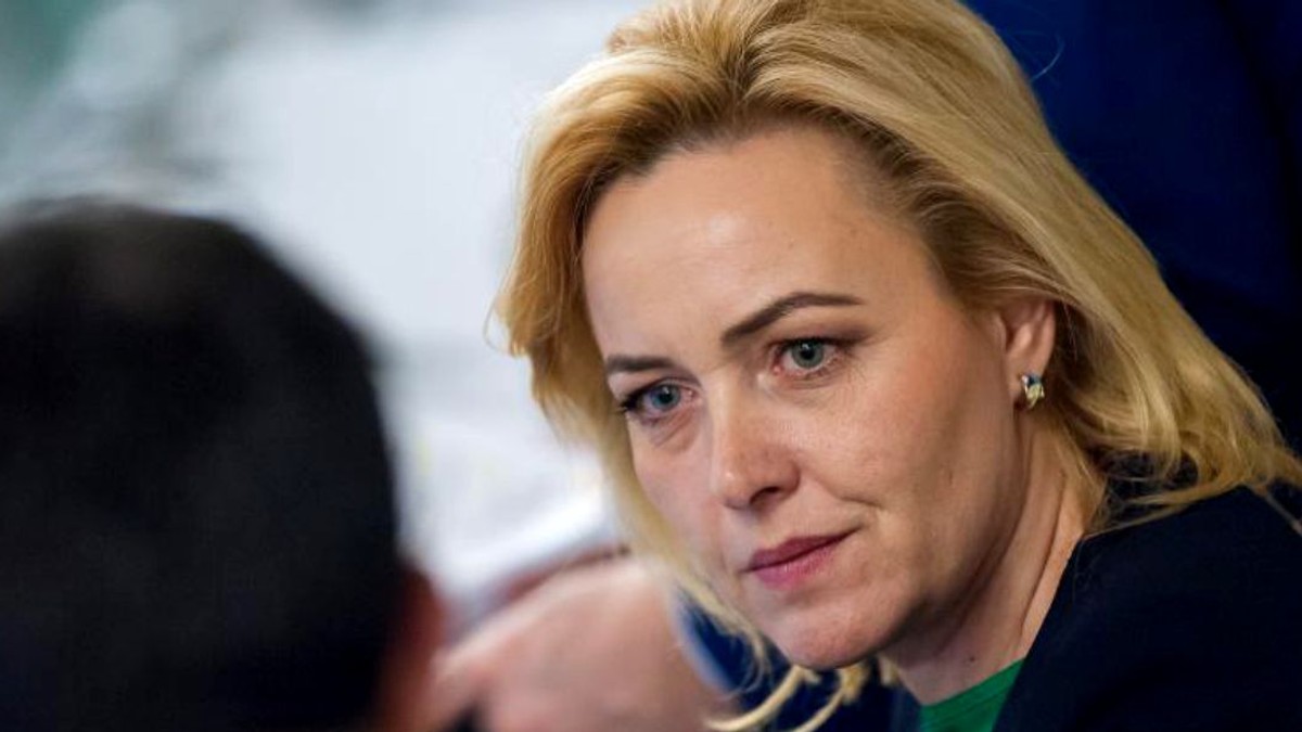 Reacția lui Carmen Dan, după delarațiile lui Victor Ponta. Carmen Dan, tristă și îngândurată