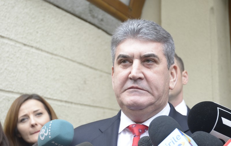 DNA: Oprea și-a conferit „discreționar” „drepturi” ce au pus în pericol polițiști din subordine