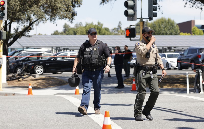 Atac armat în California: 8 persoane au fost ucise