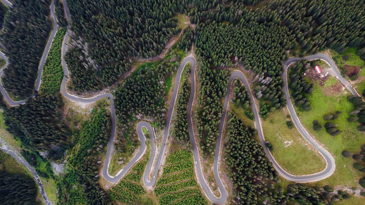 Transalpina - traseu si obiective turistice