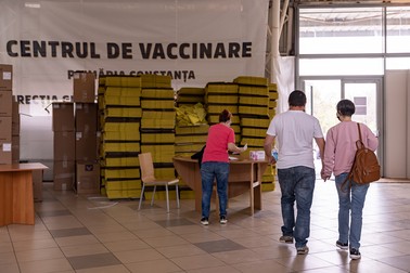 Constănţenii au venit la centru în cuplu sau cu prietenii