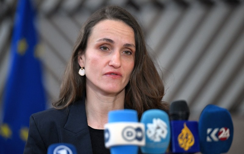 Oana Ţoiu recunoaște că în cazul Irinei Ponta, fata lui Victor Ponta, a fost „o eroare regretabilă, o comunicare paralelă”