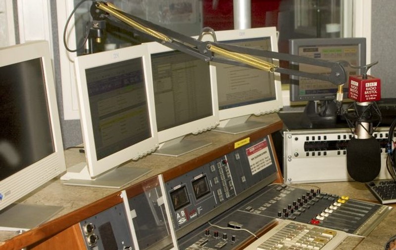 A realizat cea mai lungă emisiune de radio: 169 de ore!