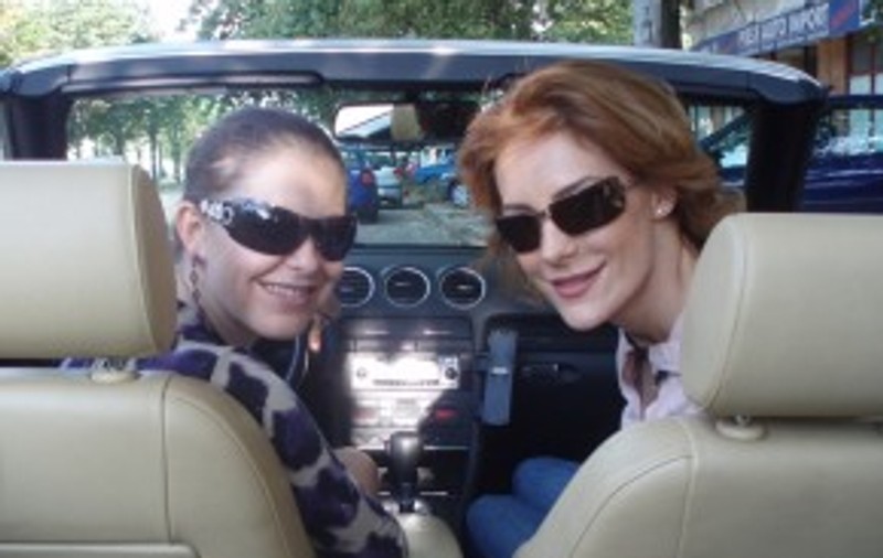 Rita Mureşan dă lecţii de stil vestimentar la volan, la Pro Motor