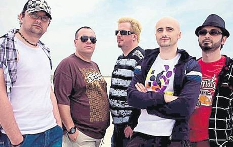 Voltaj s-au "electrocutat"! Piesa lor ESTE SUSPECTĂ DE PLAGIAT! Ce părere aveți?