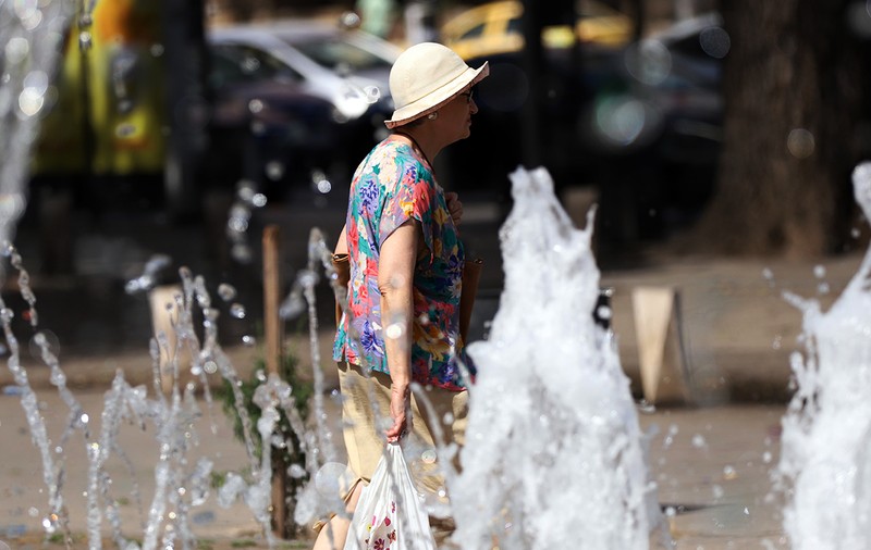 Căldură excesivă la București, până la mijlocul săptămânii viitoare. Până la cât urcă temperaturile