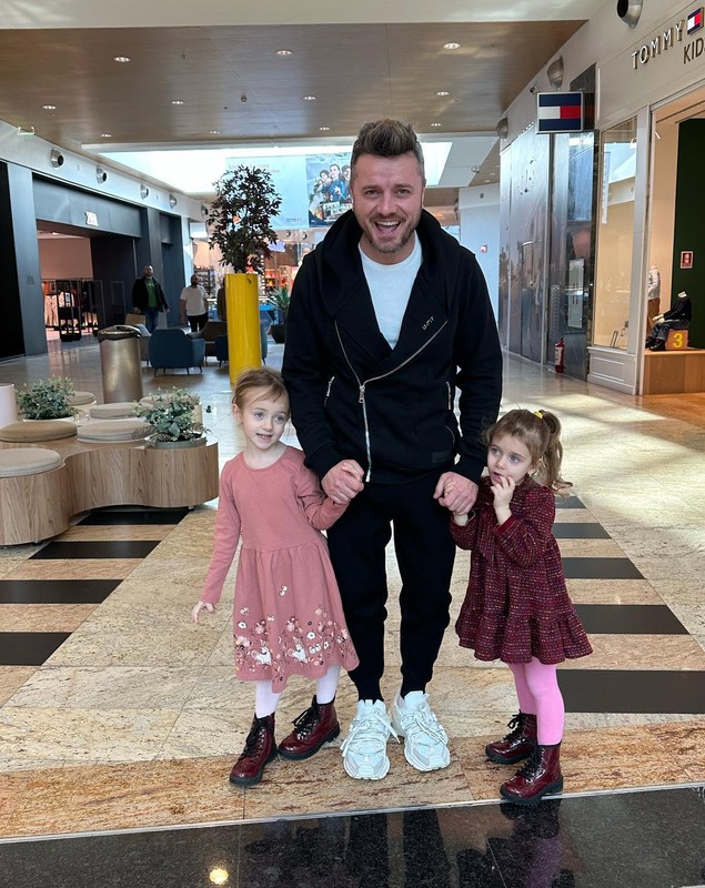 Tavi Clonda a dezvăluit fără rețineri care sunt defectele soției sale, Gabriela Cristea. „Eu am nevoie de multă căldură”