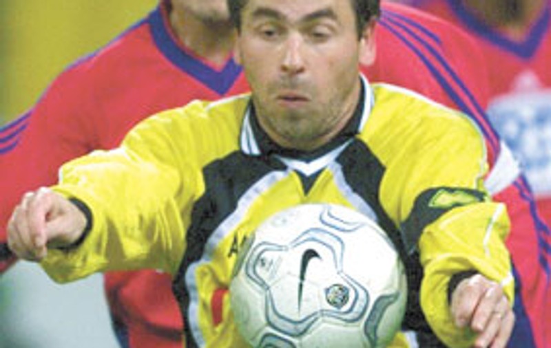 Fostul fotbalist Florin Axinia se simte bine după ce a fost operat pe creier
