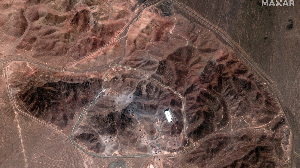 Imagine surprinsă din satelit după atacul efectuat de SUA asupra instalației nucleare Fordo Foto: Profimedia