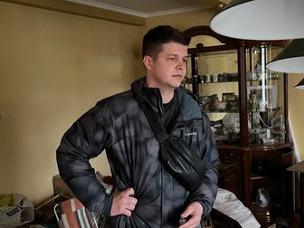 Nick s-a întors pe 16 aprilie la casa părinților săi, din Bucha. În prima zi de război, și-a trimis părinții, soția și copilul în Polonia, doar el a rămas în Ucraina