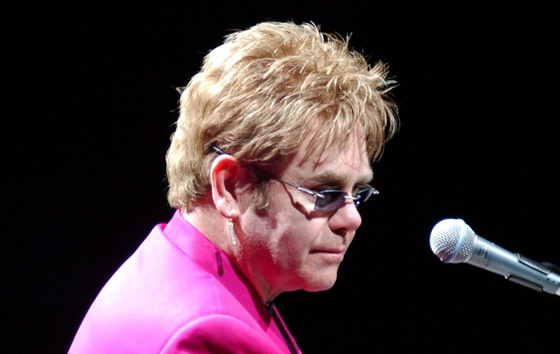 Universal Music, anunț oficial după 12 ani: înregistrări master ale lui Elton John, Nirvana și alții, distruse în incendiul din 2008