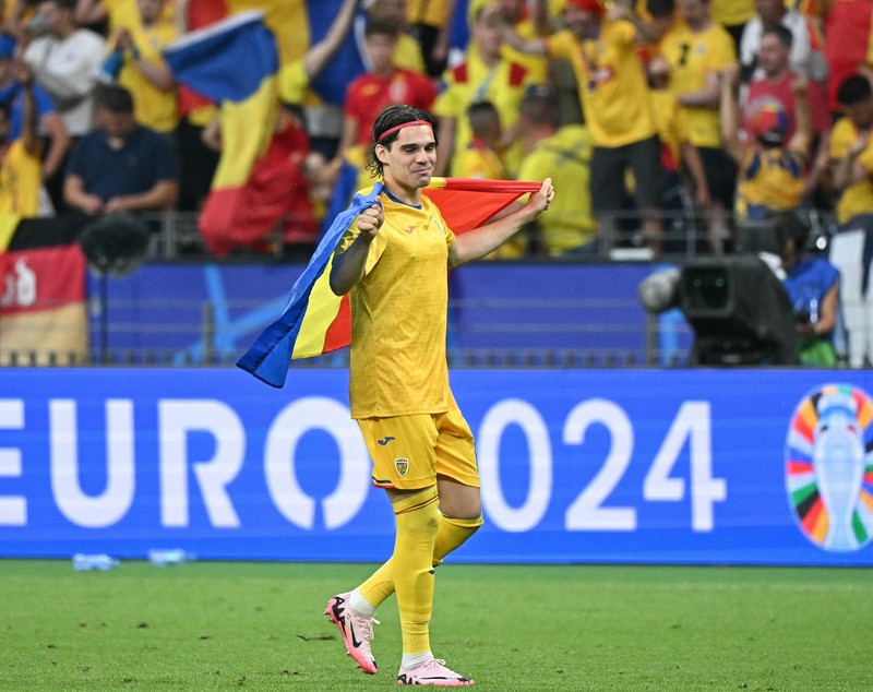 Ianis Hagi, lider de galerie. Imaginile bucuriei calificării naționalei în „optimile” Euro 2024