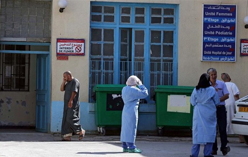 Opt bebeluşi au murit într-un incendiu la o maternitate