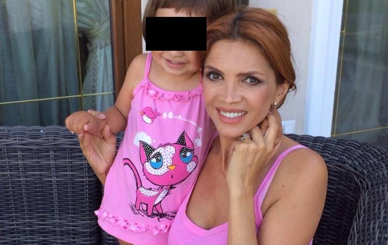 EXCLUSIV/ Împreună de nevoie! Cristina Spătar și fostul ei soț și-au sărbătorit fiica de cinci ani