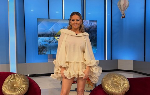 Laura Cosoi in platoul Antena Stars