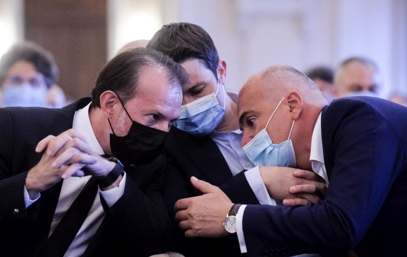PNL, după modificarea Regulamentului Camerei Deputaților: Există un risc enorm la adresa democraţiei