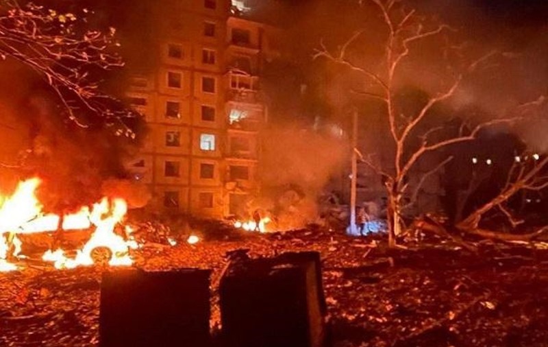 12 oameni au murit în casele distruse de 12 rachete rusești, în Zaporojie. Atacul a avut loc la ora 3 dimineața