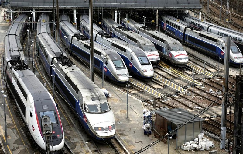 MAE, atenționare de călătorie pentru românii care merg în Franţa din cauza unei greve în sectorul transportului public