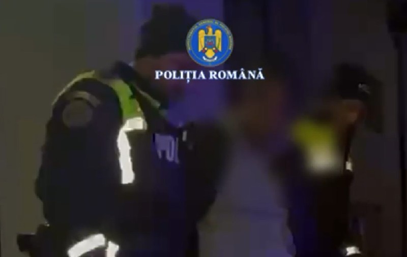 Un bărbat gelos și beat a dat foc locuinței soției sale, de care era despărțit, în Argeș
