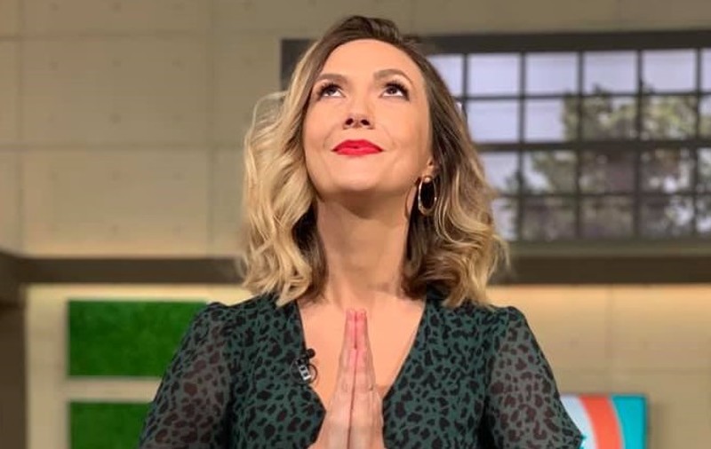 Adela Popescu a vorbit despre cel de-al treilea copil. “Ne gândim cum să o scoatem la capăt”