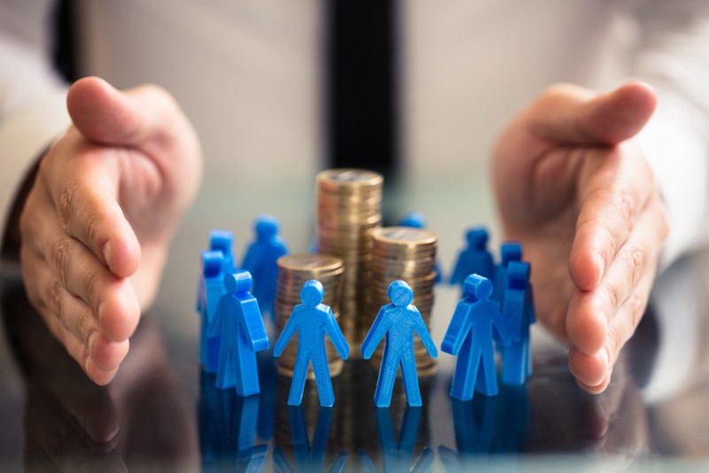 Termenul de crowdfunding se traduce prin „finanțare prin intermediul unei comunități”