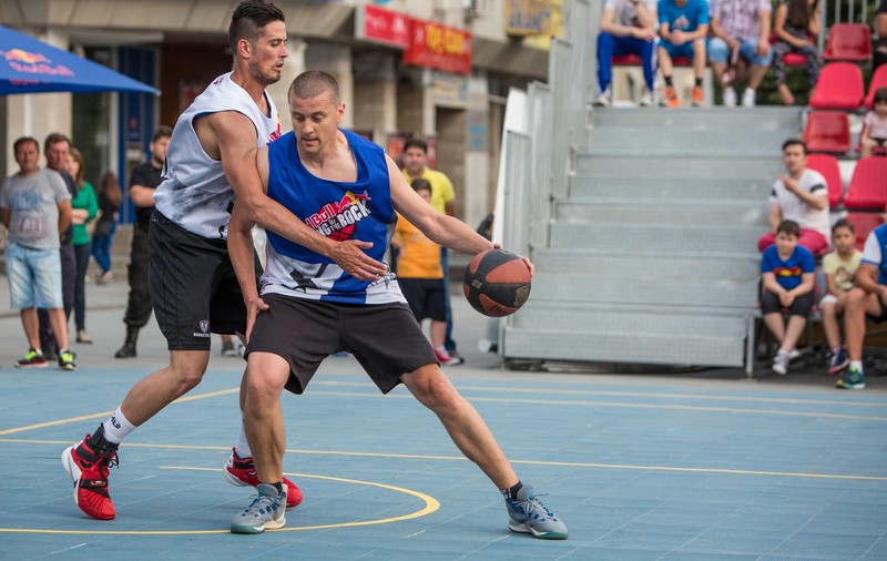 Craiova şi-a ales finaliştii la baschet unu-la-unu