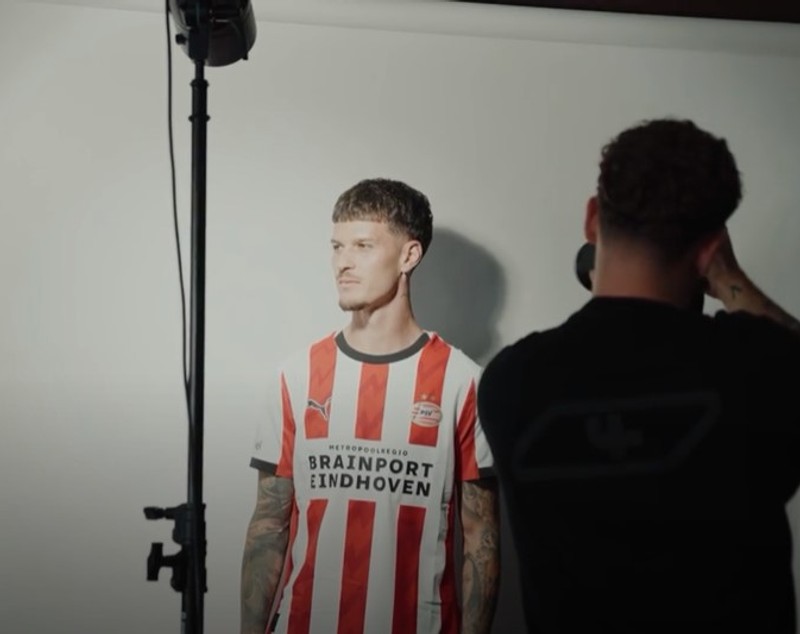 Dennis Man a fost prezentat oficial de PSV. E al treilea român care va juca pentru campioana Olandei