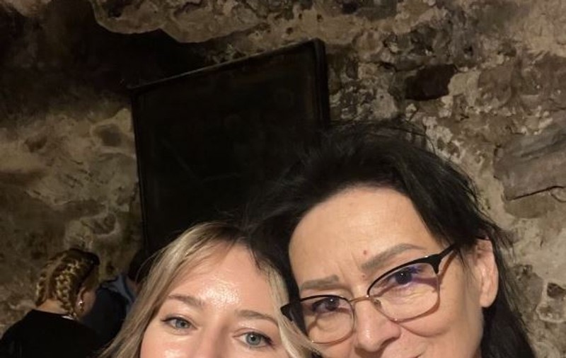 Ce a descoperit Laura Cosoi în casa mamei sale, după ce aceasta s-a stins din viață: „Am găsit printre cărți”
