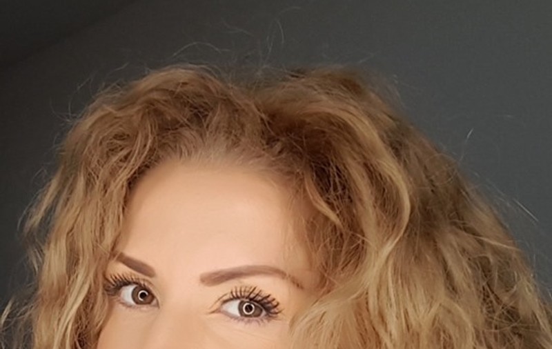 Carmen Brumă a depus plângere penală la Judecătoria Iași împotriva celor care s-au folosit de imaginea ei