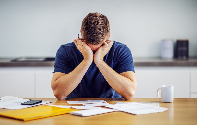Un bărbat care pusese deoparte 130.000 de euro până la 34 de ani a cheltuit 87.000 de euro într-o singură zi: „În acel moment, m-am simțit ca un rege”