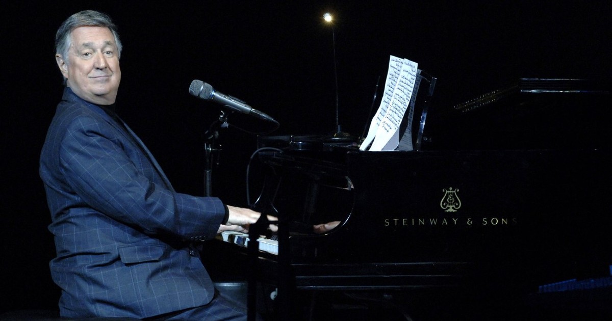 Neil Sedaka a avut primul hit în perioada Elvis Presley, Chuck Berry și Little Richard. Foto: Imago Images