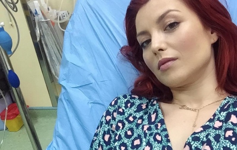 Elena Gheorghe, internată de urgență. Adevărul despre starea de sănătate a artistei