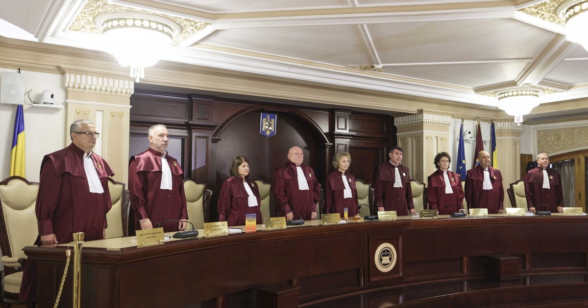 Curtea Constituțională este formată din 9 judecători. Președinta CCR este Simina Tănăsescu. Foto: Inquam Photos / Octav Ganea