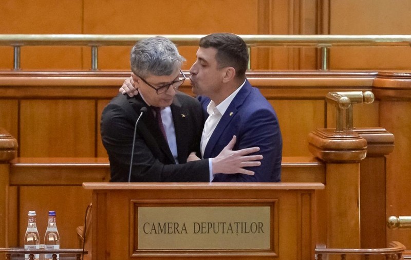 PNL va cere sancționarea lui George Simion, care l-a numit „hoț” pe Virgil Popescu la dezbaterea legii offshore din Parlament