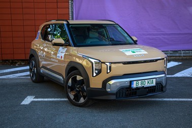 foto-cum-se-conduc-finalistele-concursului-best-electric-city-car-2026-poza-15-97247
