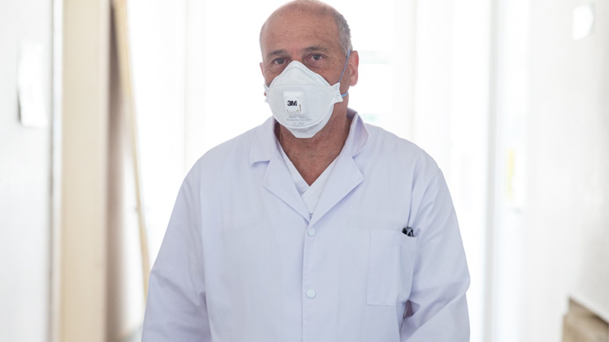 VIDEO Afacerile pandemiei: DNA l-a trimis în judecată pe doctorul timișorean Musta, după ce Libertatea a scris că spitalul de stat unde era șef de secție avea contract de teste Covid cu clinica privată a familiei sale