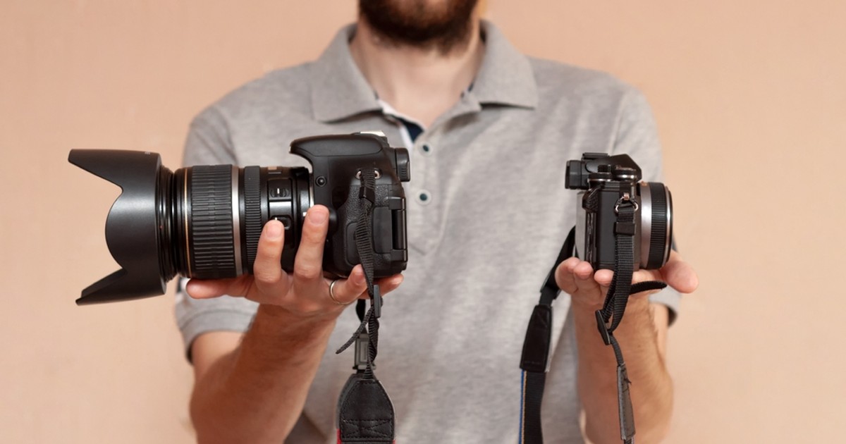 Ce sunt aparatele foto mirrorless
