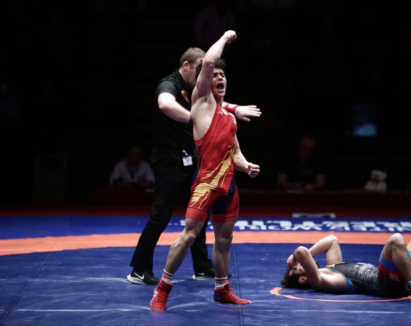 5 medalii pentru tricolori, dintre care un titlu continental, la Campionatul European de Lupte de la București. Fetele, la putere!