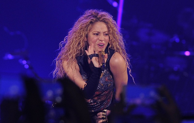 Mesajul transmis de Shakira după moartea fostului președinte Fernando de la Rua. Artista s-a iubit 10 ani cu fiul liderului argentinian