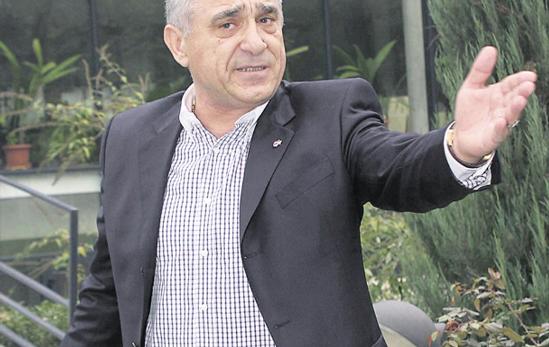 Giovani şi Victor Becali riscă 20 de ani de puşcărie!